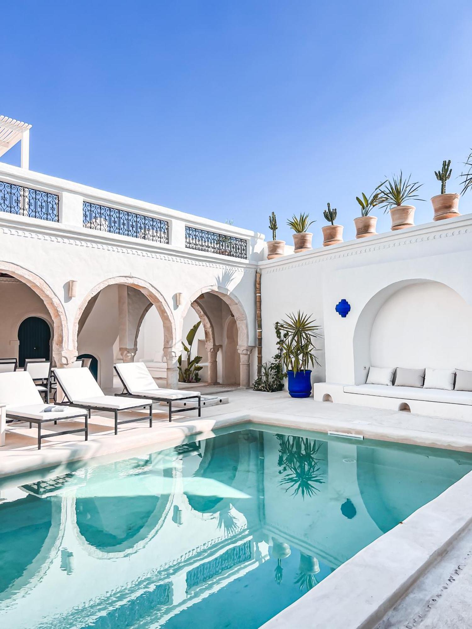 Hotel Dar Nael Houmt Souk  Esterno foto