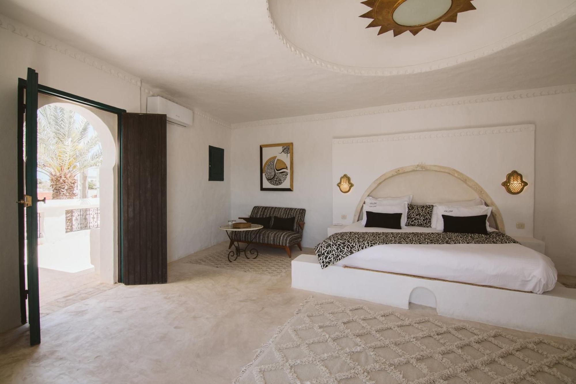 Hotel Dar Nael Houmt Souk  Esterno foto