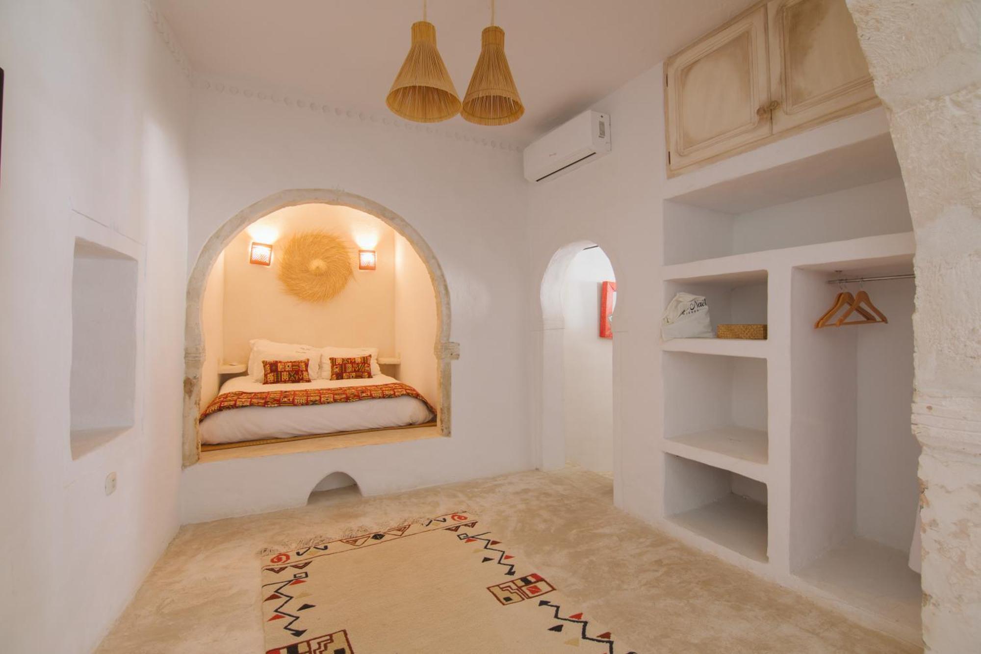 Hotel Dar Nael Houmt Souk  Esterno foto