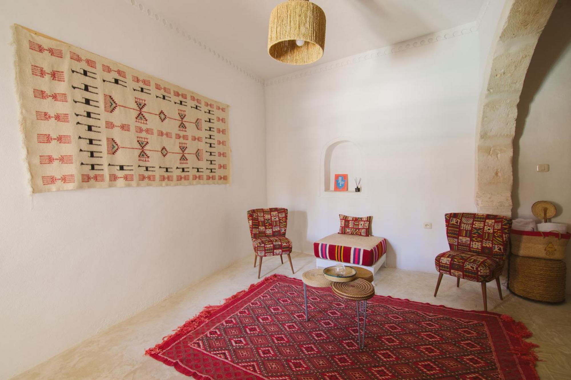 Hotel Dar Nael Houmt Souk  Esterno foto