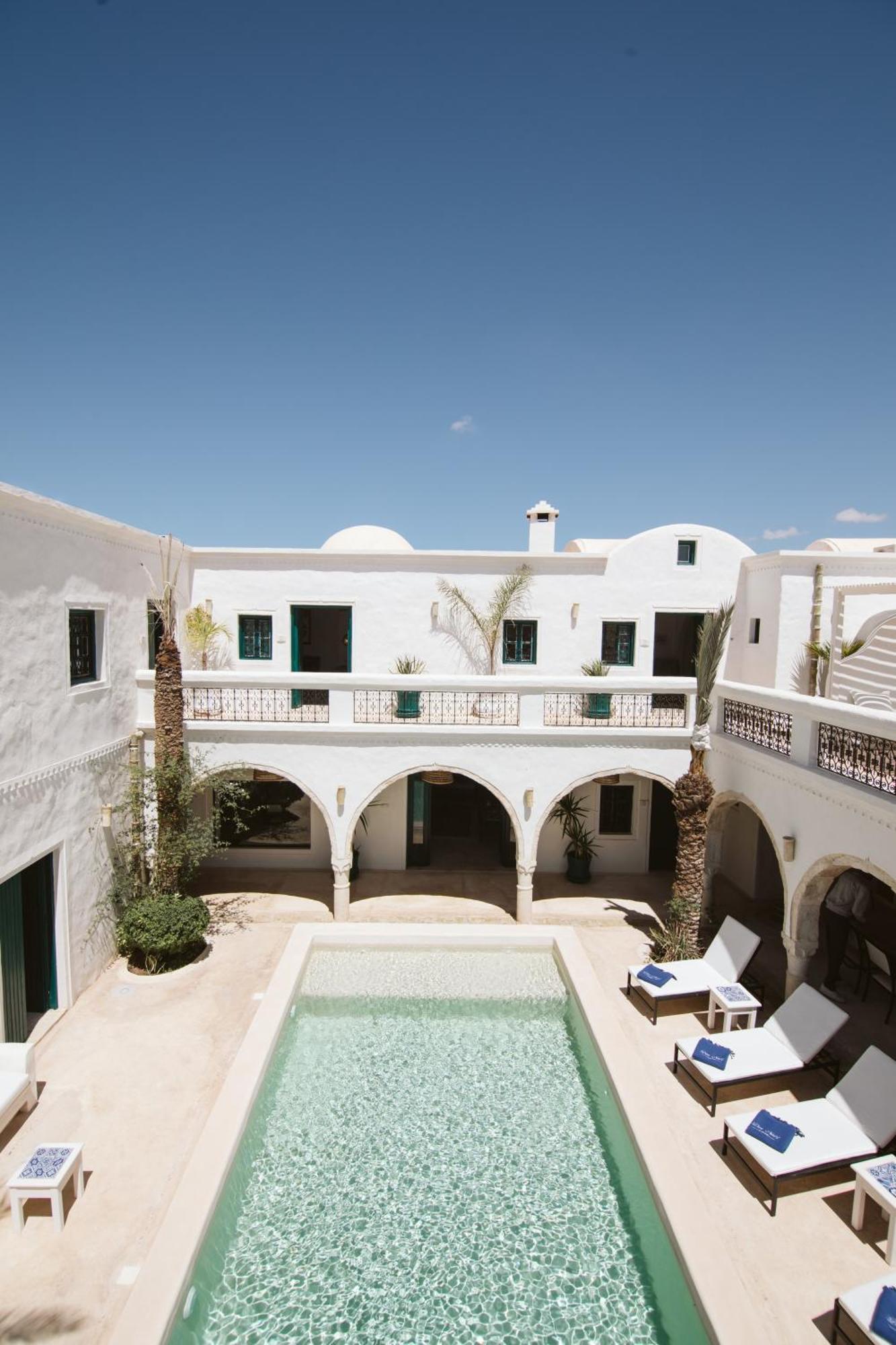 Hotel Dar Nael Houmt Souk  Esterno foto